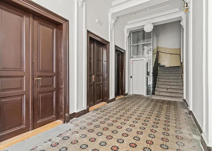 Prague Days - Spacious 117M2 Attic Retreat W Ac - Near Old Town Sq