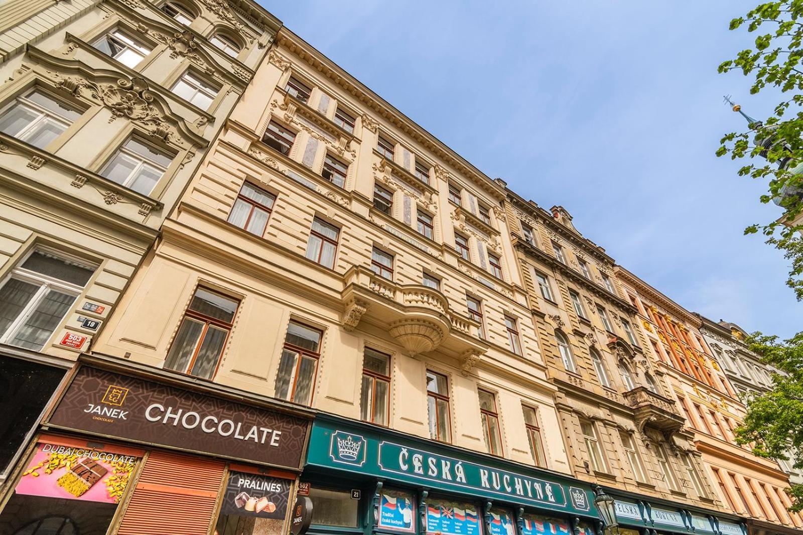Apartmán Days - Spacious 117m2 Attic Retreat W Ac - Near Old Town Sq *